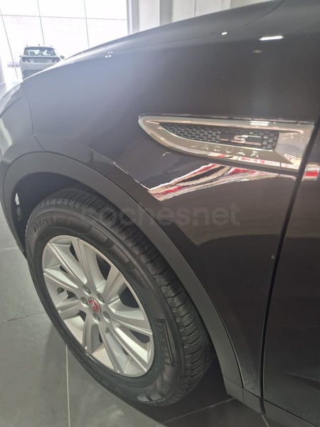 Jaguar E-pace 2019 — photo 3
