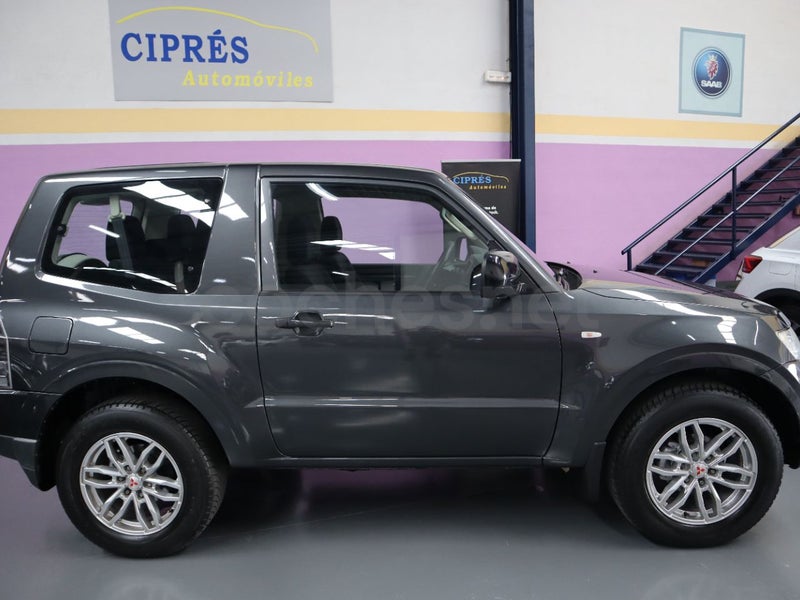 Mitsubishi Montero 2014 — photo 5