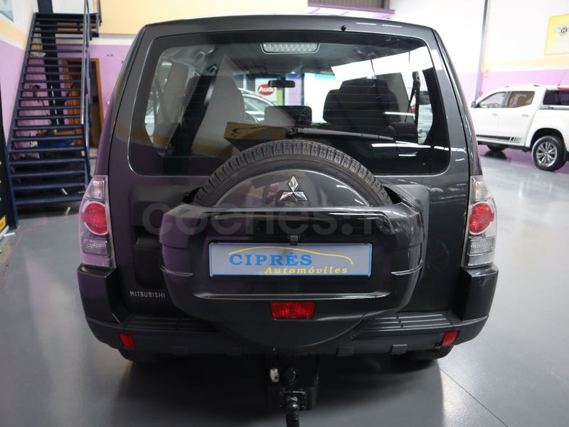 Mitsubishi Montero 2014 — photo 6