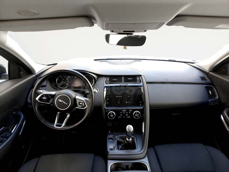 Jaguar E-pace 2021 — photo 7