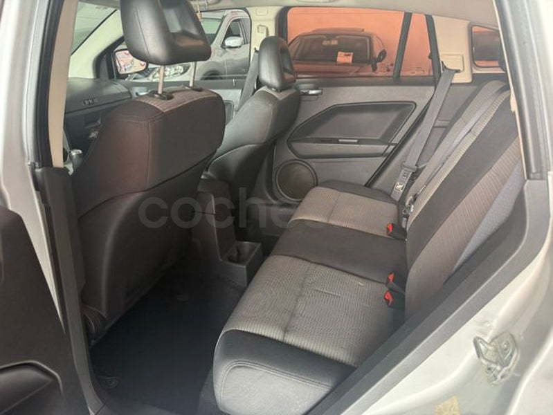 Dodge Caliber 2009 — photo 6