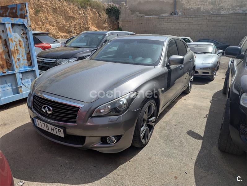 Infiniti M 2013