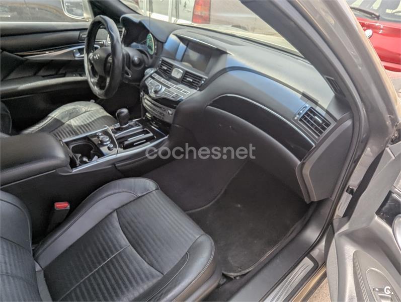 Infiniti M 2013 — photo 3
