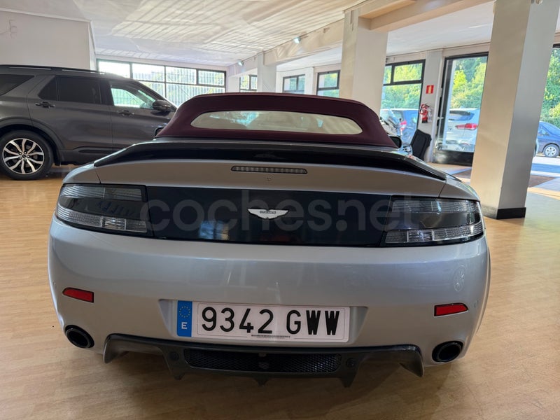 Aston Martin Vantage V8 2009 — photo 4