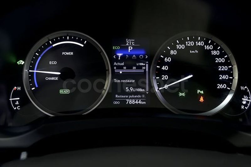 Lexus Is 2016 — photo 7
