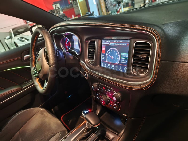 Dodge Charger 2015 — photo 7