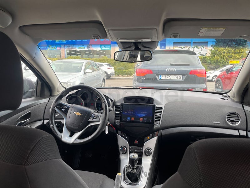 Chevrolet Cruze 2012 — photo 8