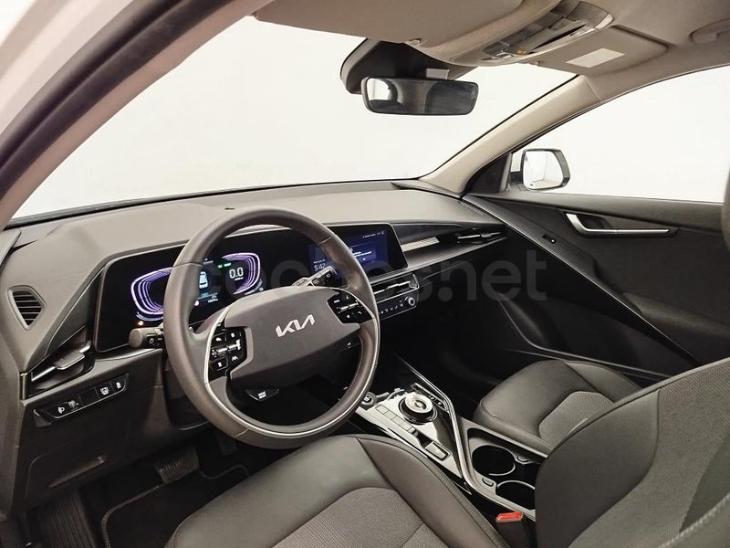 Kia Niro 2025 — photo 3