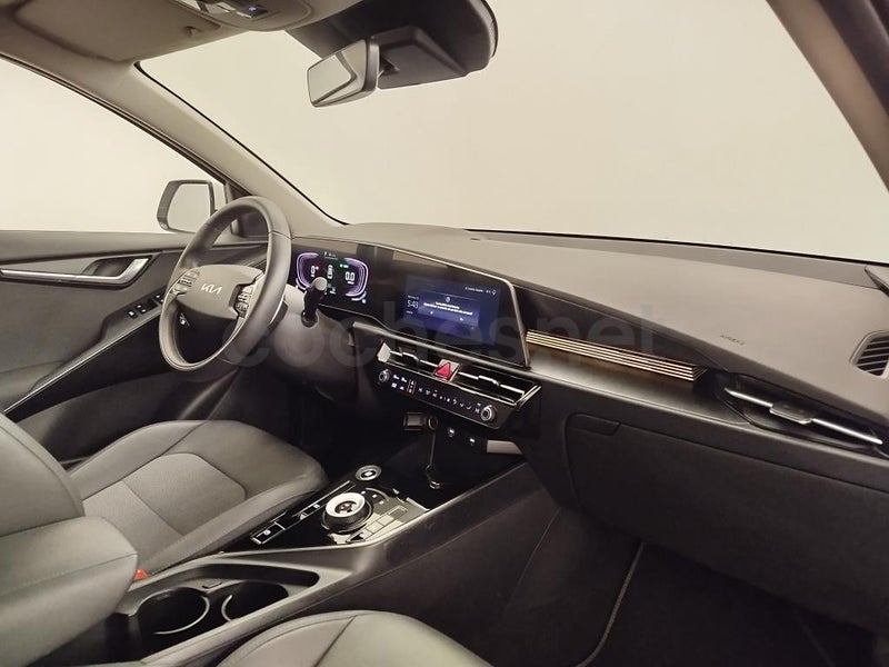 Kia Niro 2025 — photo 5