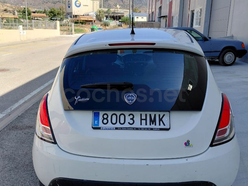 Lancia Ypsilon 2012 — photo 4