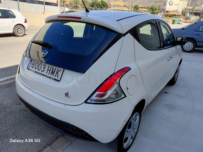 Lancia Ypsilon 2012 — photo 5