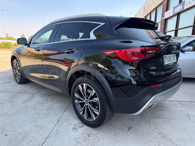 Infiniti Q30 2017 — photo 4
