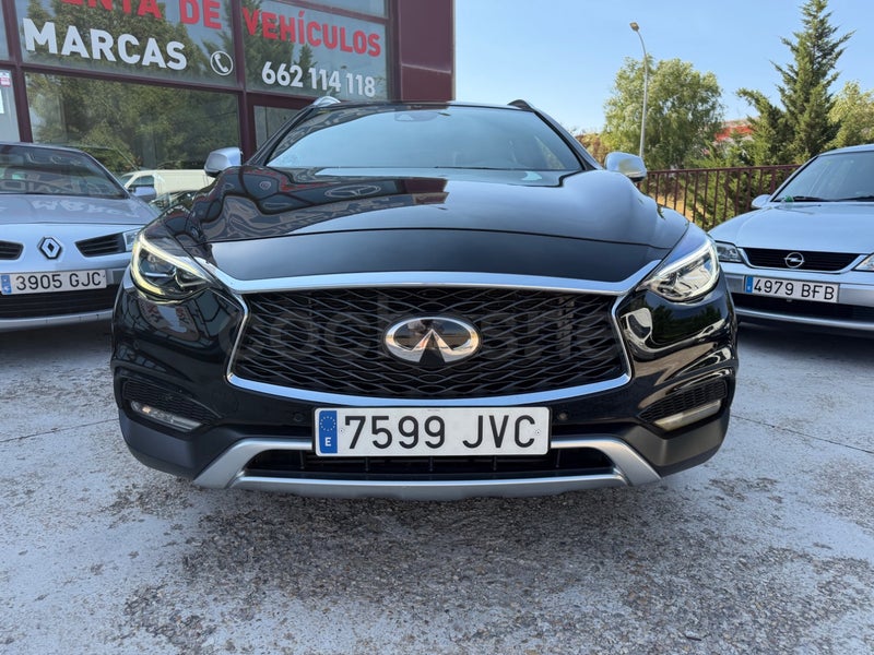 Infiniti Q30 2017 — photo 8
