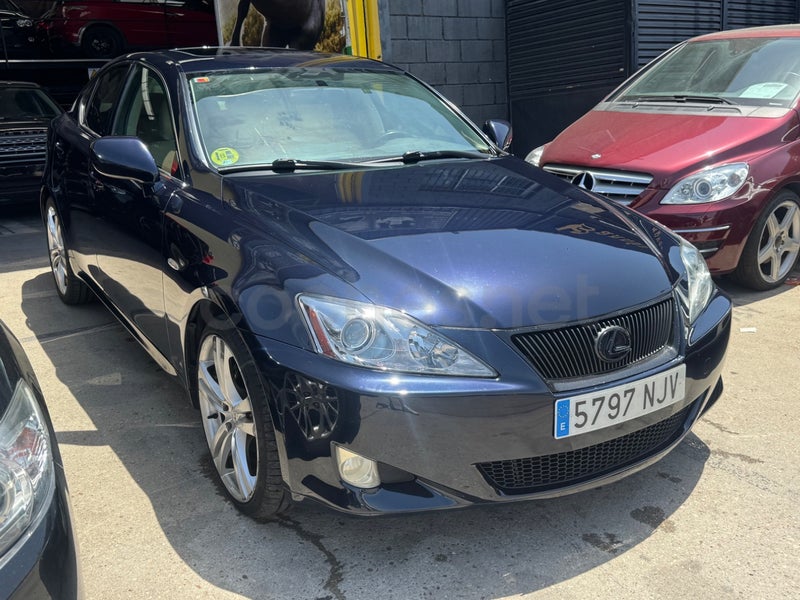 Lexus Is 2008 — photo 2