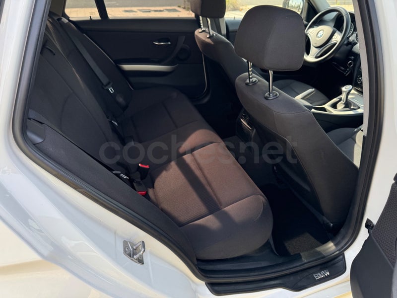 Bmw Serie 3 2011 — photo 8