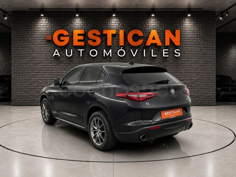 Alfa Romeo Stelvio 2018 — photo 3