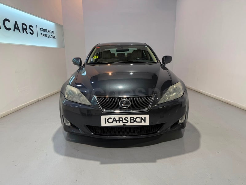 Lexus Is220d 2007 — photo 2