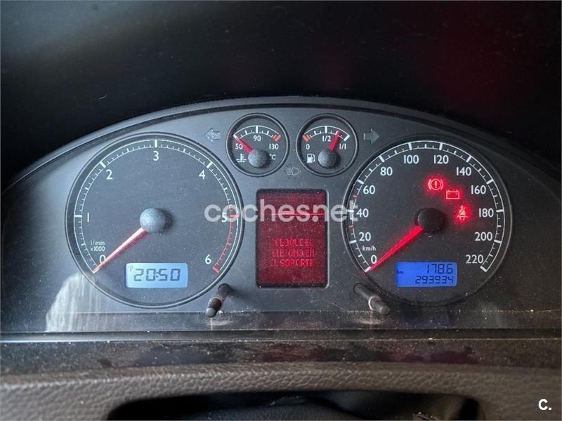 Volkswagen Multivan 2006 — photo 4