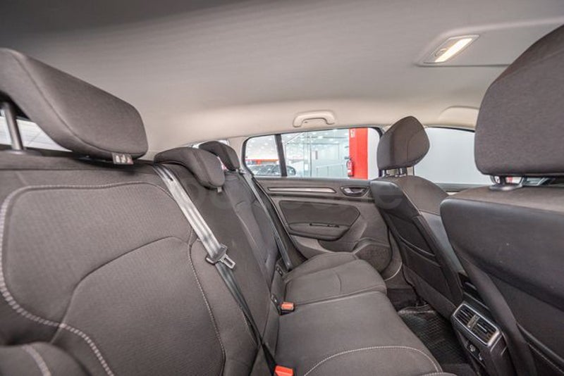Renault Mégane 2021 — photo 7
