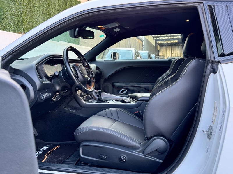 Dodge Challenger 2023 — photo 6