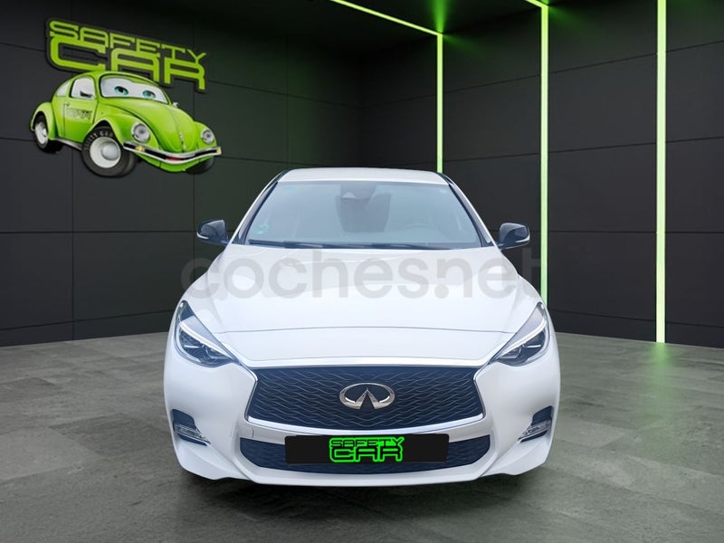 Infiniti Q30 2017 — photo 2