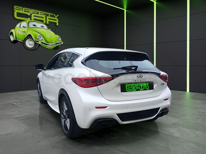 Infiniti Q30 2017 — photo 4