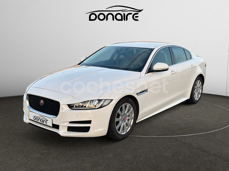 Jaguar Xe 2016