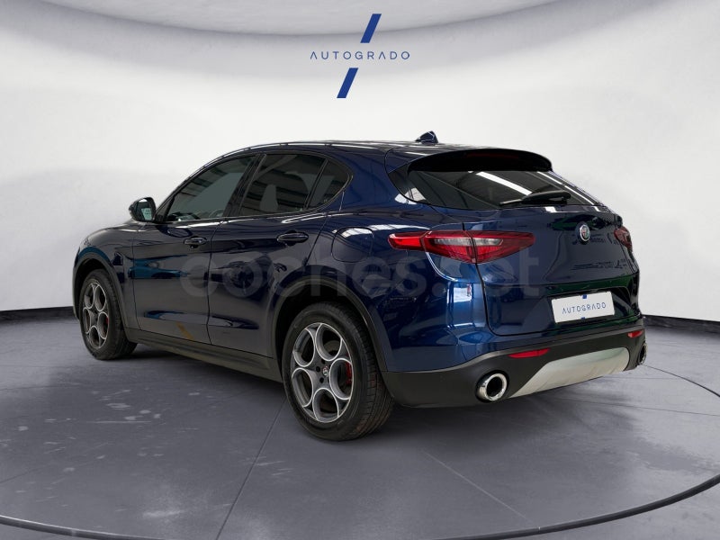Alfa Romeo Stelvio 2017 — photo 3