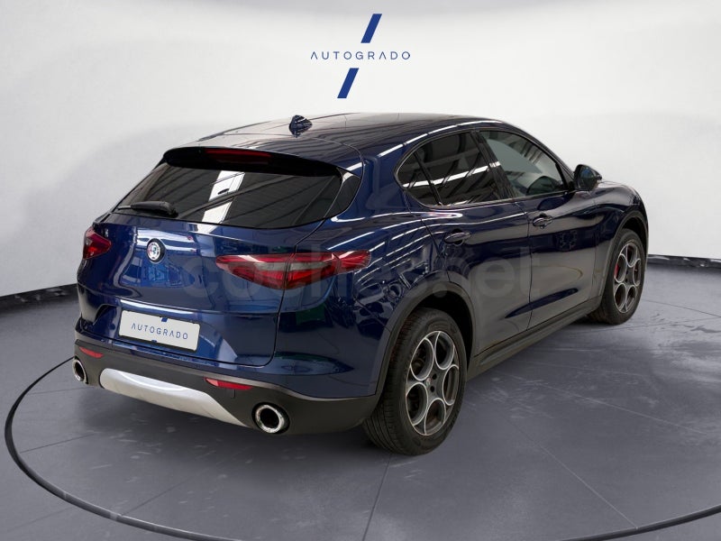 Alfa Romeo Stelvio 2017 — photo 5