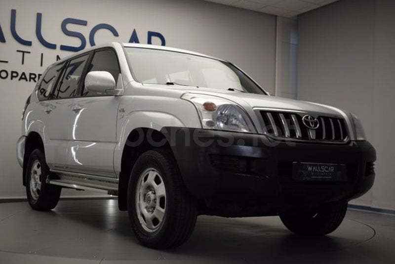Toyota Land Cruiser 2005 — photo 2