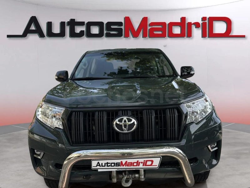Toyota Land Cruiser 2022 — photo 2