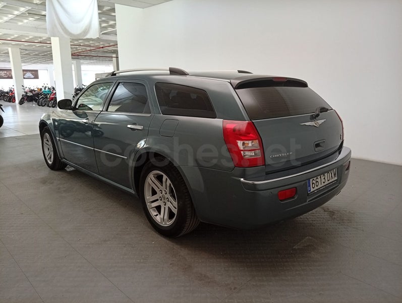 Chrysler 300c 2006 — photo 2