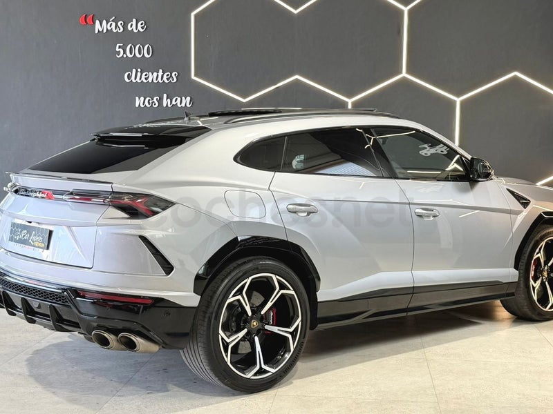 Lamborghini Urus 2019 — photo 4