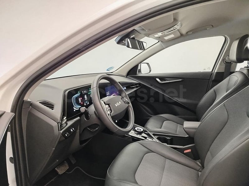 Kia Niro 2025 — photo 3