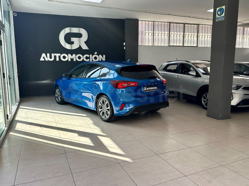 Ford Focus 2023 — photo 5
