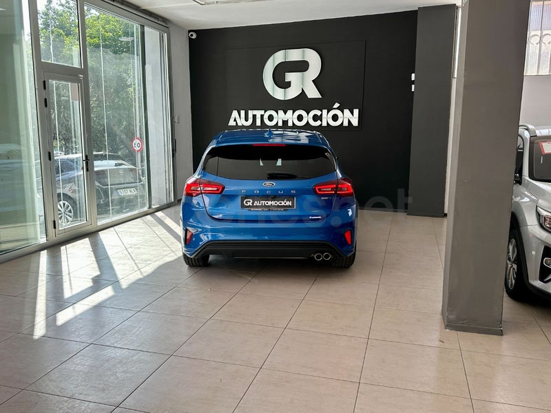 Ford Focus 2023 — photo 6