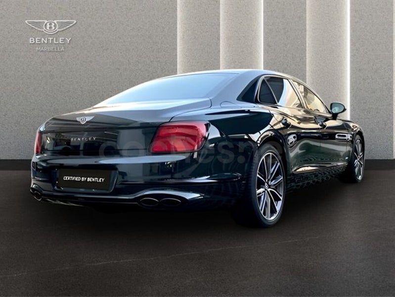 Bentley Flying Spur 2023 — photo 5