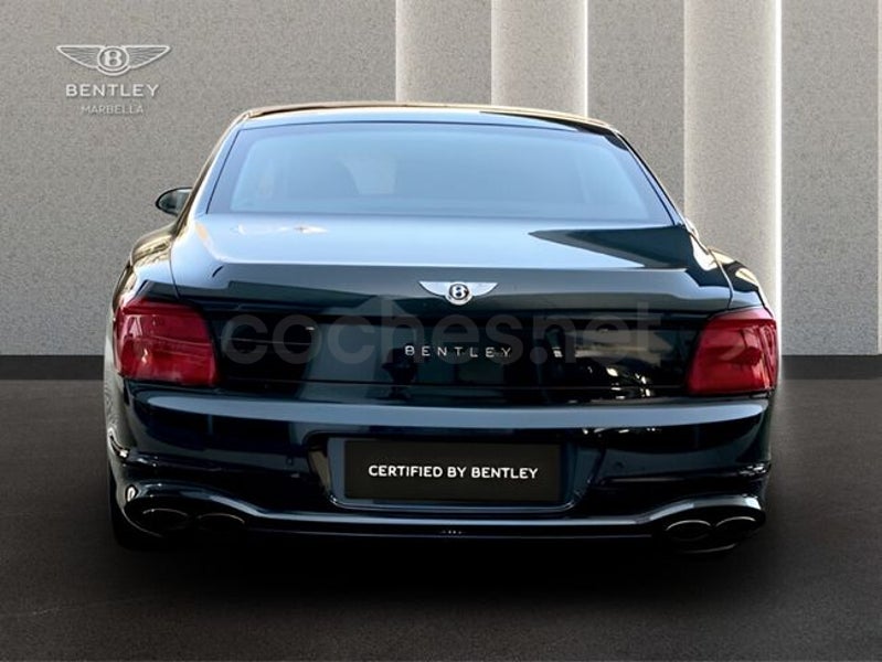 Bentley Flying Spur 2023 — photo 6