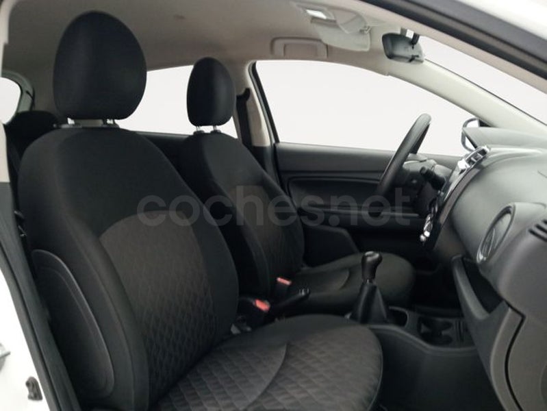 Mitsubishi Space Star 2023 — photo 8