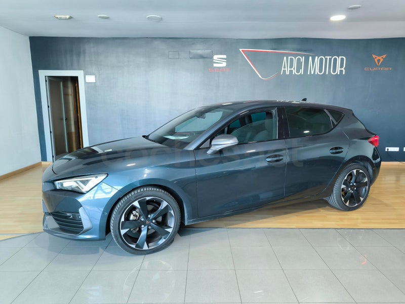 Cupra León 2023 — photo 3