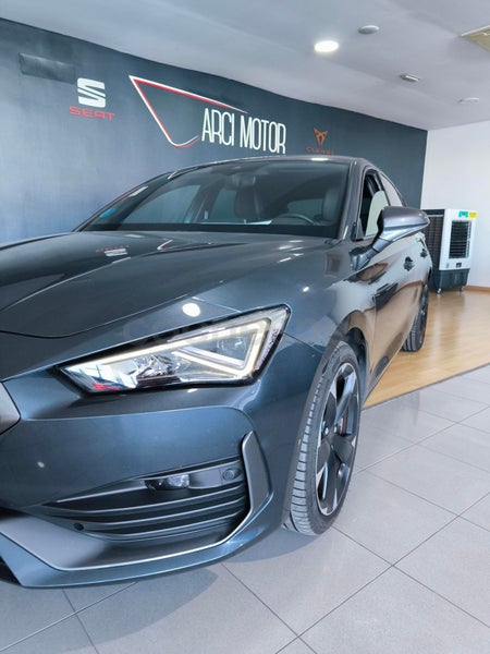 Cupra León 2023 — photo 8