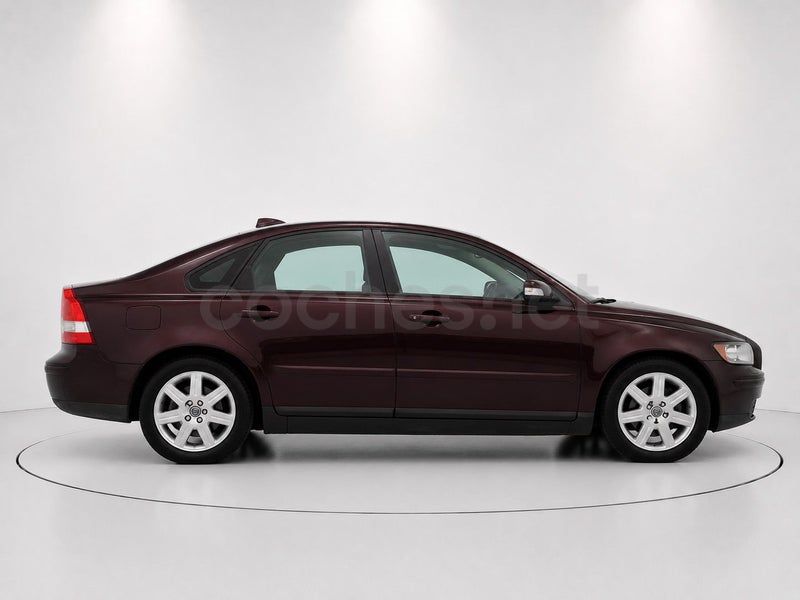 Volvo S40 2005 — photo 2