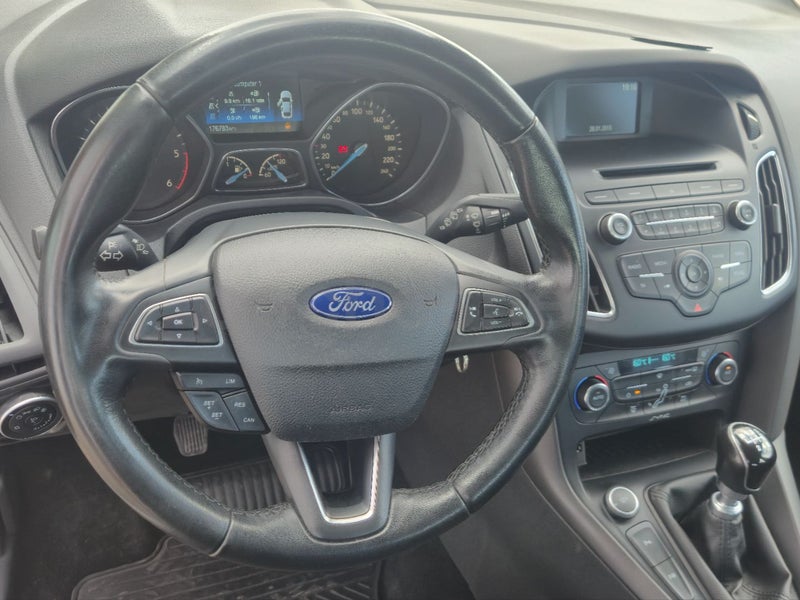 Ford Focus 2015 — photo 5