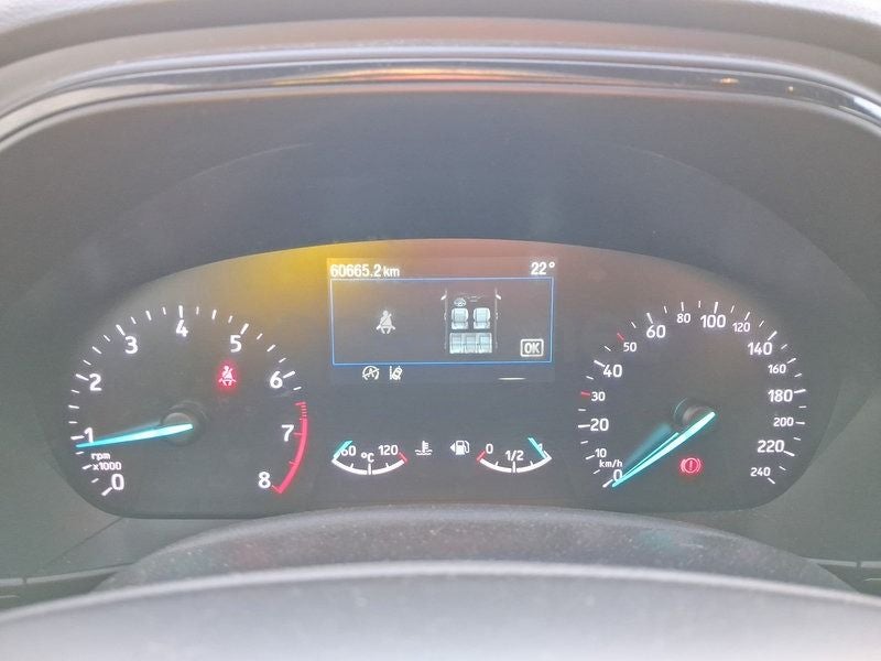 Ford Focus 2023 — photo 2