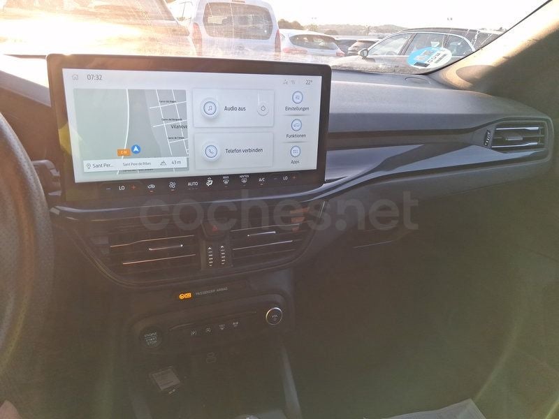 Ford Focus 2023 — photo 3