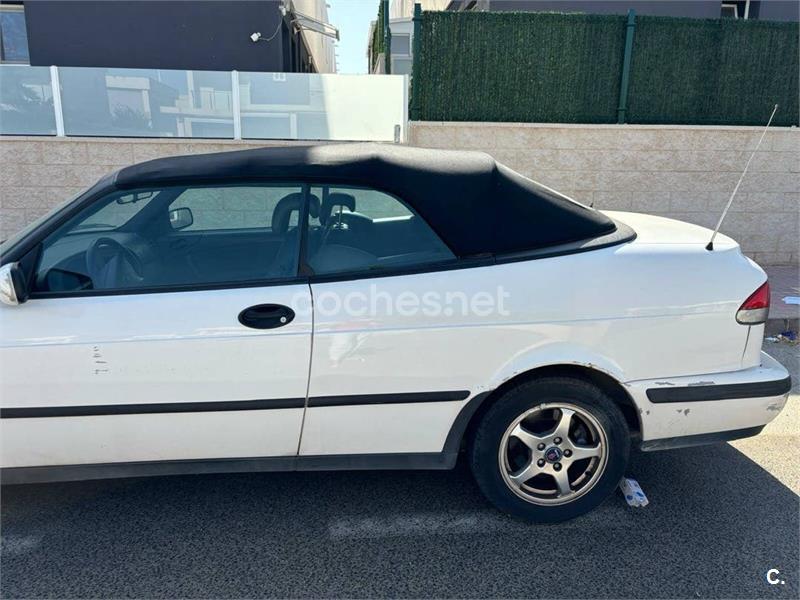 Saab 93 2001 — photo 8