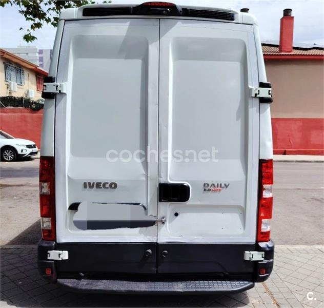 Iveco Daily 2002 — photo 2