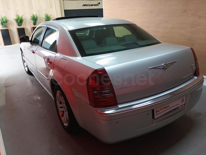 Chrysler 300c 2005 — photo 4