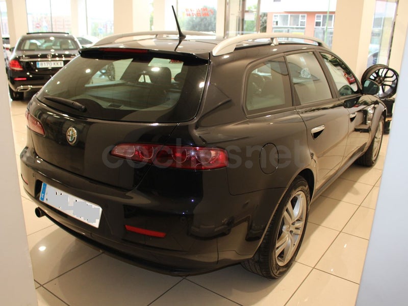 Alfa Romeo 159 2012 — photo 7