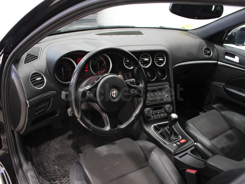 Alfa Romeo 159 2012 — photo 8